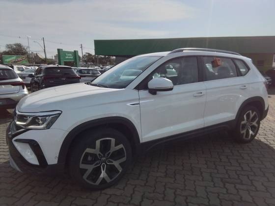 VOLKSWAGEN TAOS 1.4 250 TSI TOTAL FLEX HIGHLINE AUTOMÁTICO VOLKSWAGEN TAOS 1.4 250 TSI TOTAL FLEX HIGHLINE AUTOMÁTICO